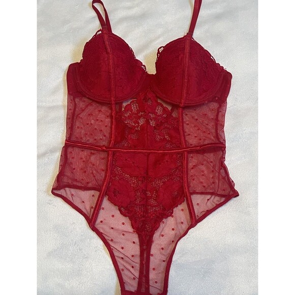 Honeydew Intimates Louisa Lace Dot Mesh Teddy Bodysuit In Vixen Red Sz M New WOT - Picture 4 of 9